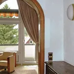 3 Bedroom Beautiful In E-38644 * גוסלר