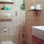 3 Bedroom Beautiful In E-38644 * גוסלר